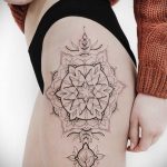 тату мандала на бедре 04.02.2020 №095 -mandala tattoo- tattoo-photo.ru