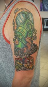 тату противогаз 15.01.2020 №093 -gas mask tattoo- tattoo-photo.ru