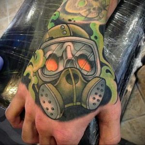 тату противогаз 15.01.2020 №145 -gas mask tattoo- tattoo-photo.ru