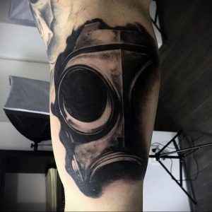 тату противогаз 15.01.2020 №148 -gas mask tattoo- tattoo-photo.ru