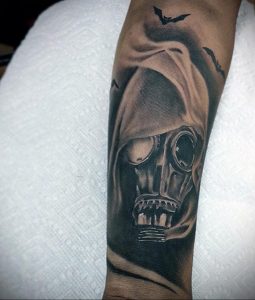 тату череп в противогазе 15.01.2020 №040 -skull tattoo in gas mask- tattoo-photo.ru