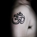 фото пример символ тату ОМ 08.02.2020 №048 -tattoo om- tattoo-photo.ru