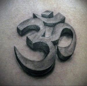 фото пример символ тату ОМ 08.02.2020 №076 -tattoo om- tattoo-photo.ru