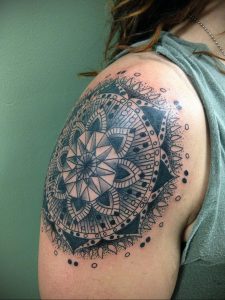 фото пример тату мандала 04.02.2020 №113 -mandala tattoo- tattoo-photo.ru