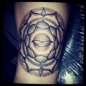 фото пример тату мандала 04.02.2020 №121 -mandala tattoo- tattoo-photo.ru