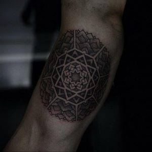 фото пример тату мандала 04.02.2020 №126 -mandala tattoo- tattoo-photo.ru