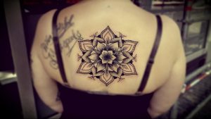 фото пример тату мандала 04.02.2020 №154 -mandala tattoo- tattoo-photo.ru