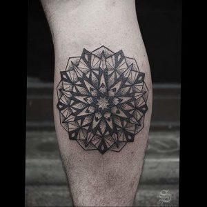 фото пример тату мандала 04.02.2020 №163 -mandala tattoo- tattoo-photo.ru