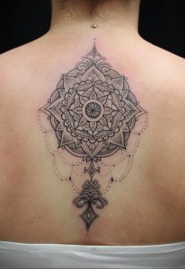 фото пример тату мандала 04.02.2020 №183 -mandala tattoo- tattoo-photo.ru