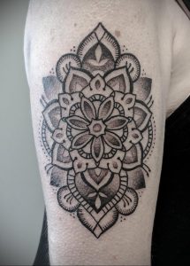 фото пример тату мандала 04.02.2020 №188 -mandala tattoo- tattoo-photo.ru