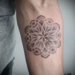 фото пример тату мандала 04.02.2020 №226 -mandala tattoo- tattoo-photo.ru