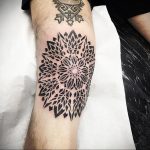 фото пример тату мандала 04.02.2020 №228 -mandala tattoo- tattoo-photo.ru