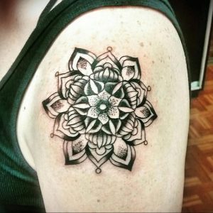 фото пример тату мандала 04.02.2020 №235 -mandala tattoo- tattoo-photo.ru