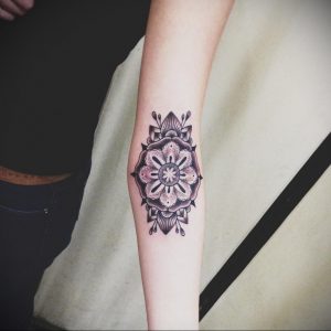 фото пример тату мандала 04.02.2020 №245 -mandala tattoo- tattoo-photo.ru