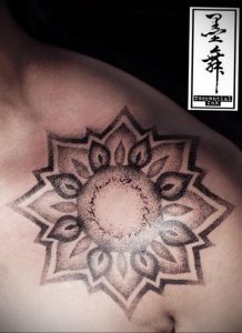 фото пример тату мандала 04.02.2020 №253 -mandala tattoo- tattoo-photo.ru