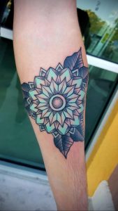 фото пример тату мандала 04.02.2020 №287 -mandala tattoo- tattoo-photo.ru