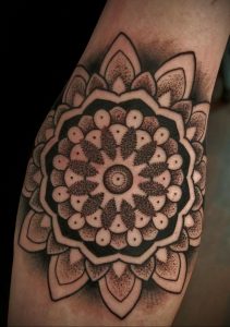 фото пример тату мандала 04.02.2020 №290 -mandala tattoo- tattoo-photo.ru