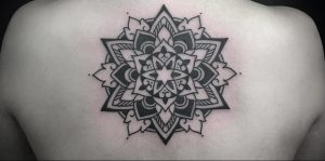 фото пример тату мандала 04.02.2020 №306 -mandala tattoo- tattoo-photo.ru