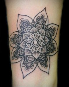 фото пример тату мандала 04.02.2020 №307 -mandala tattoo- tattoo-photo.ru