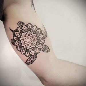 фото пример тату мандала 04.02.2020 №462 -mandala tattoo- tattoo-photo.ru