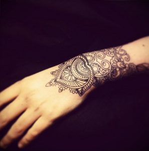 фото тату мандала браслетом 04.02.2020 №001 -mandala tattoo- tattoo-photo.ru