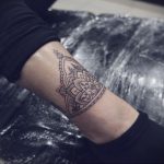 фото тату мандала браслетом 04.02.2020 №034 -mandala tattoo- tattoo-photo.ru