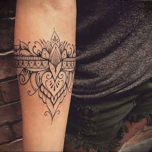 фото тату мандала браслетом 04.02.2020 №054 -mandala tattoo- tattoo-photo.ru