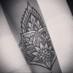 фото тату мандала браслетом 04.02.2020 №055 -mandala tattoo- tattoo-photo.ru