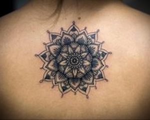 фото тату мандала для девушек 04.02.2020 №002 -mandala tattoo- tattoo-photo.ru