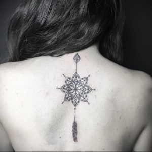 фото тату мандала для девушек 04.02.2020 №012 -mandala tattoo- tattoo-photo.ru