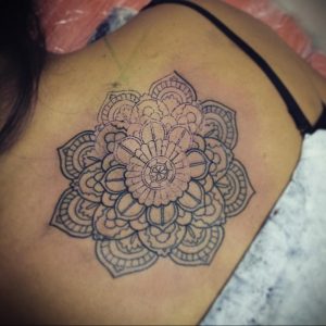 фото тату мандала для девушек 04.02.2020 №056 -mandala tattoo- tattoo-photo.ru