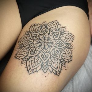 фото тату мандала для девушек 04.02.2020 №071 -mandala tattoo- tattoo-photo.ru