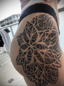 фото тату мандала для девушек 04.02.2020 №072 -mandala tattoo- tattoo-photo.ru