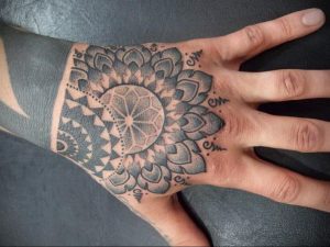 фото тату мандала для девушек 04.02.2020 №089 -mandala tattoo- tattoo-photo.ru