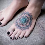 фото тату мандала для девушек 04.02.2020 №090 -mandala tattoo- tattoo-photo.ru