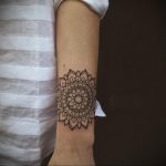 фото тату мандала для девушек 04.02.2020 №110 -mandala tattoo- tattoo-photo.ru