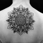 фото тату мандала для девушек 04.02.2020 №143 -mandala tattoo- tattoo-photo.ru