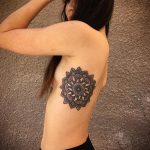 фото тату мандала для девушек 04.02.2020 №150 -mandala tattoo- tattoo-photo.ru