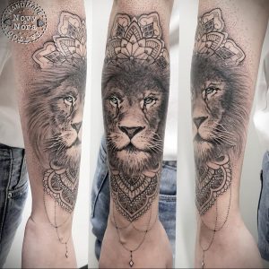 фото тату мандала и лев 04.02.2020 №054 -mandala tattoo- tattoo-photo.ru