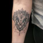 фото тату мандала и лев 04.02.2020 №063 -mandala tattoo- tattoo-photo.ru