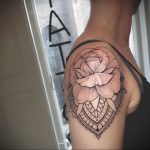 фото тату мандала и цветы 04.02.2020 №018 -mandala tattoo- tattoo-photo.ru