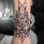 фото тату мандала и цветы 04.02.2020 №020 -mandala tattoo- tattoo-photo.ru