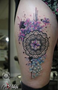 фото тату мандала и цветы 04.02.2020 №028 -mandala tattoo- tattoo-photo.ru