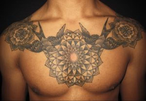 фото тату мандала на груди 04.02.2020 №011 -mandala tattoo- tattoo-photo.ru