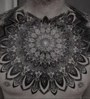фото тату мандала на груди 04.02.2020 №050 -mandala tattoo- tattoo-photo.ru