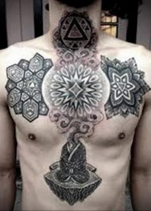 фото тату мандала на груди 04.02.2020 №053 -mandala tattoo- tattoo-photo.ru