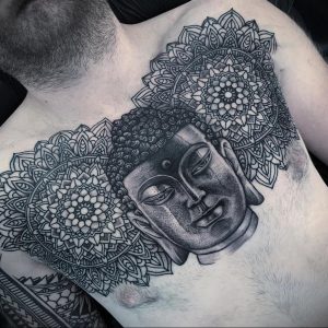 фото тату мандала на груди 04.02.2020 №074 -mandala tattoo- tattoo-photo.ru