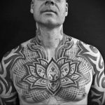 фото тату мандала на груди 04.02.2020 №076 -mandala tattoo- tattoo-photo.ru
