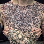 фото тату мандала на груди 04.02.2020 №085 -mandala tattoo- tattoo-photo.ru