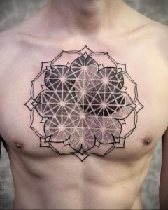 фото тату мандала на груди 04.02.2020 №086 -mandala tattoo- tattoo-photo.ru